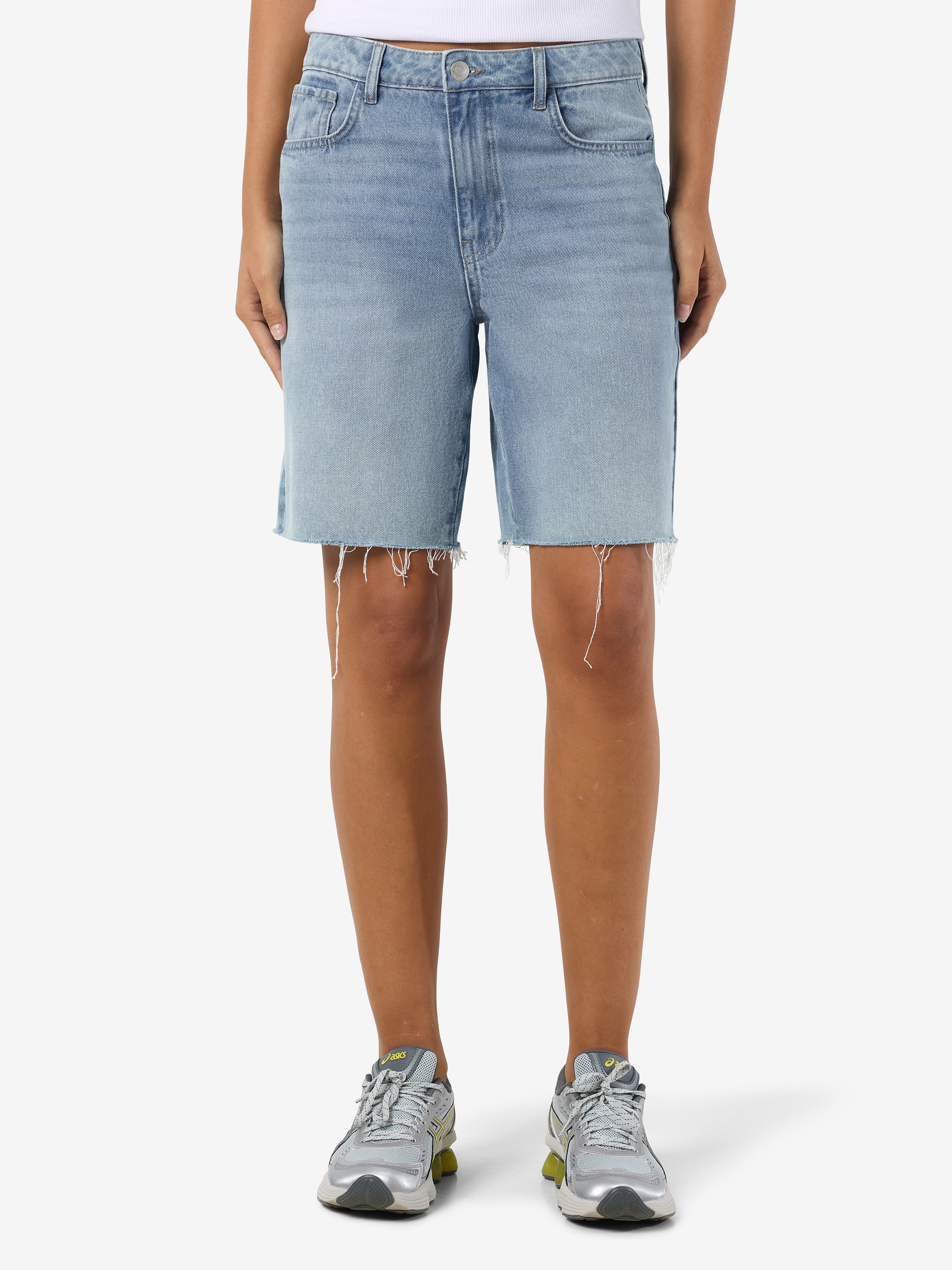 Noisy may Jeansshorts »NMHOLLA NW LOOSE SHORT AZ425LB NOOS«, modisch offene Säume