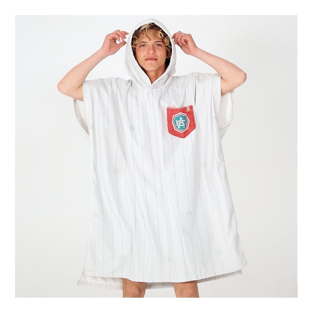 After Essentials HIGH SCHOOL CALIFORNIA - Poncho blanc