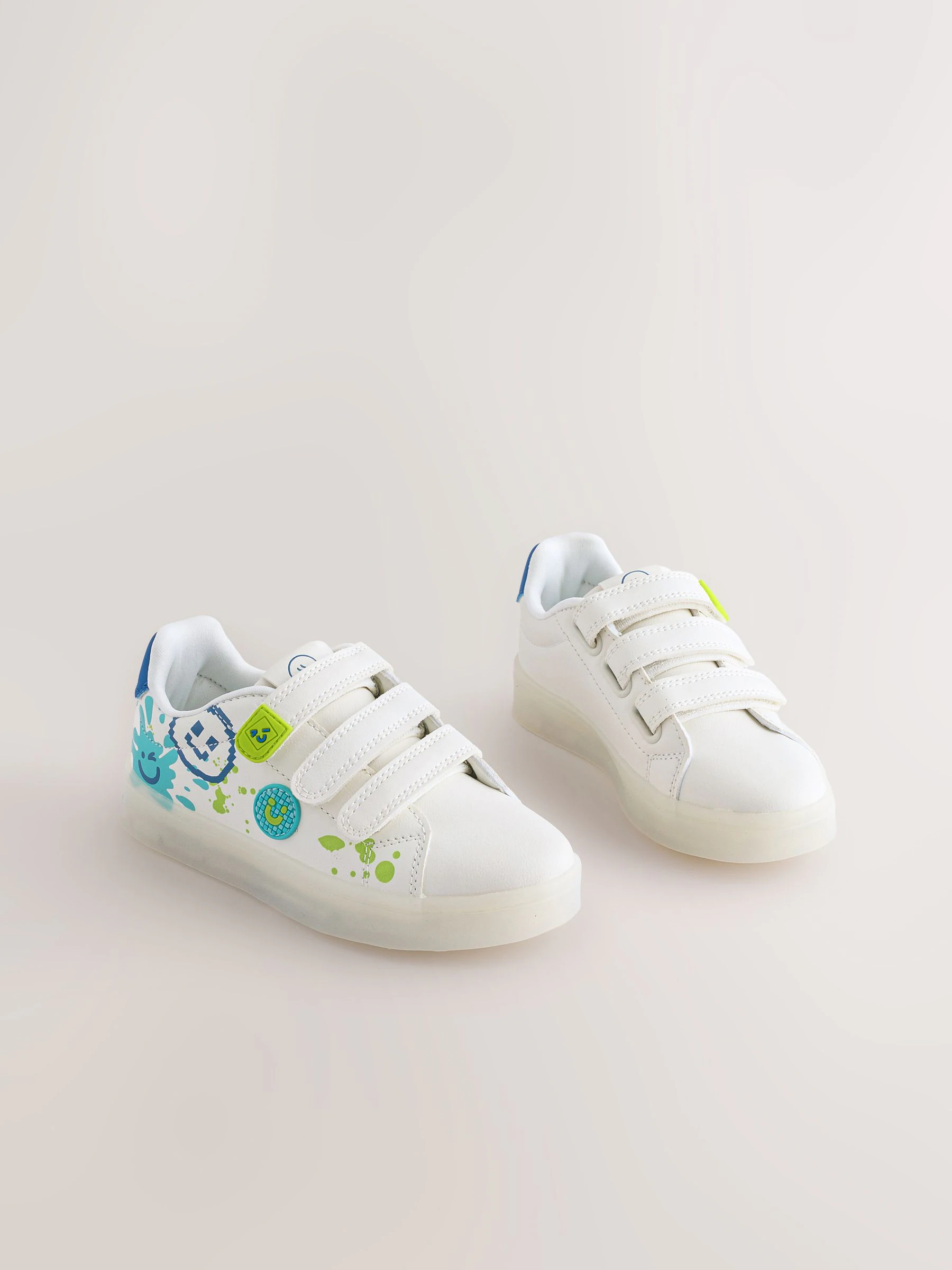 Wit met smiley's - Oplichtende sneakers met klittenbandsluiting