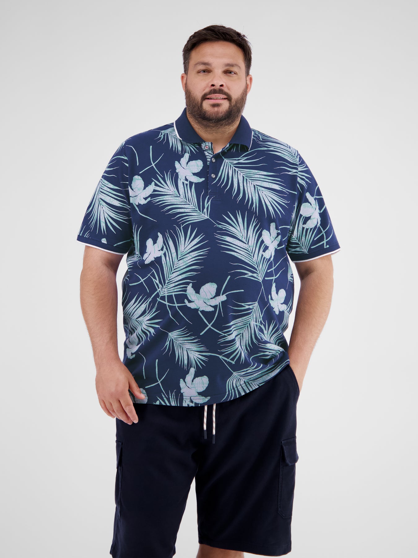 Herren-Poloshirt, floral gemustert in Großen Größen