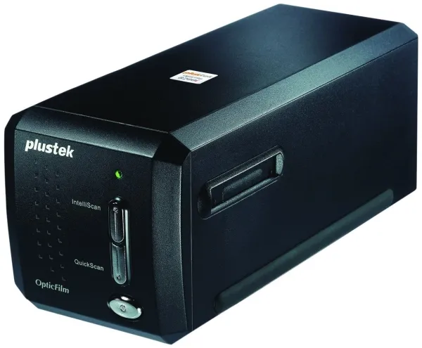 Plustek OpticFilm 8200i SE - filmscanner (35 mm) - CCD - 35 mm film - 7200 dpi x 7200 dpi - USB 2.0