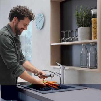 Hansgrohe keukenkraan Focus M43 met hendel en uittrekbare sproeikop Chroom 150
