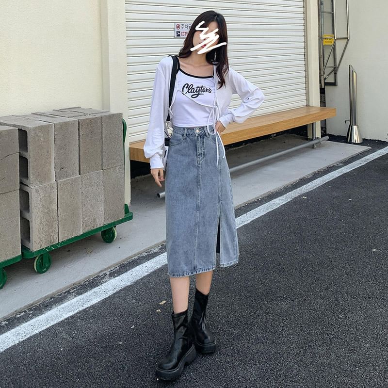 Denimot - A-lijn denim midi-rok met hoge taille en split aan de voorkant