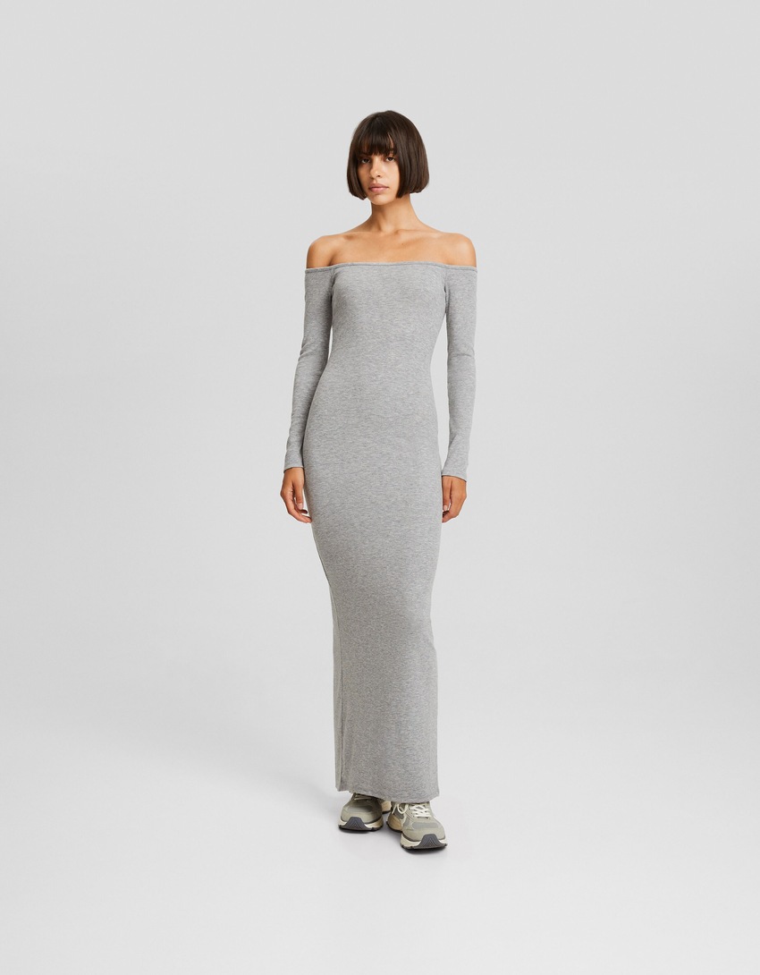 Vestido longo com mangas compridas