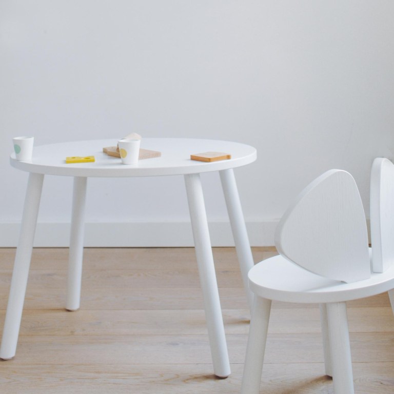 Nofred Mouse kindertafel gelakt eiken