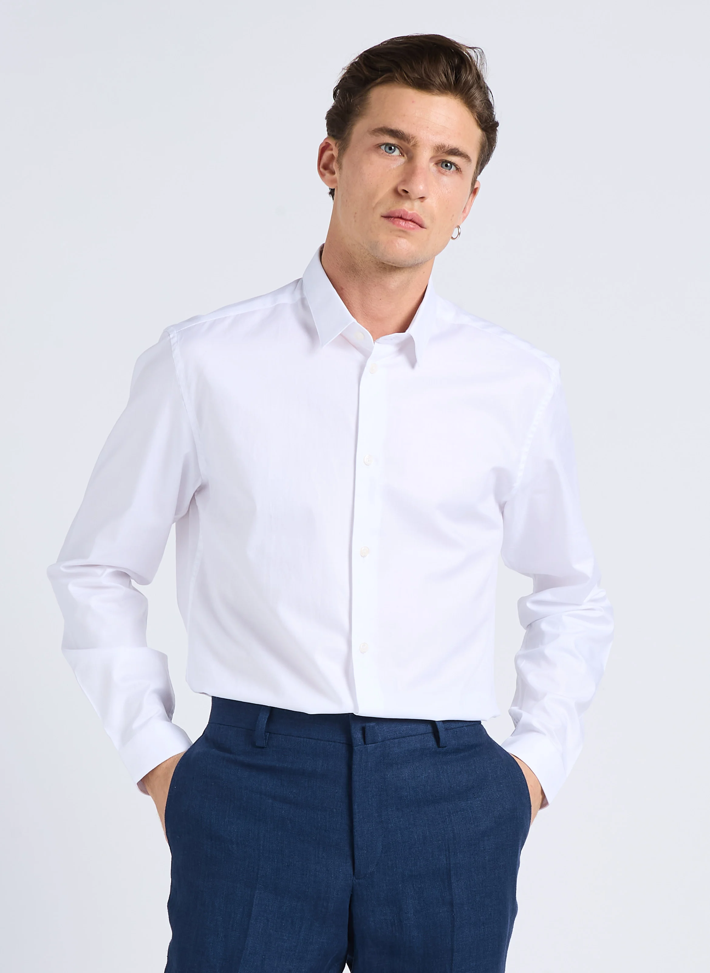 LAAVE - Chemise col classique slim-fit en coton | Blanc