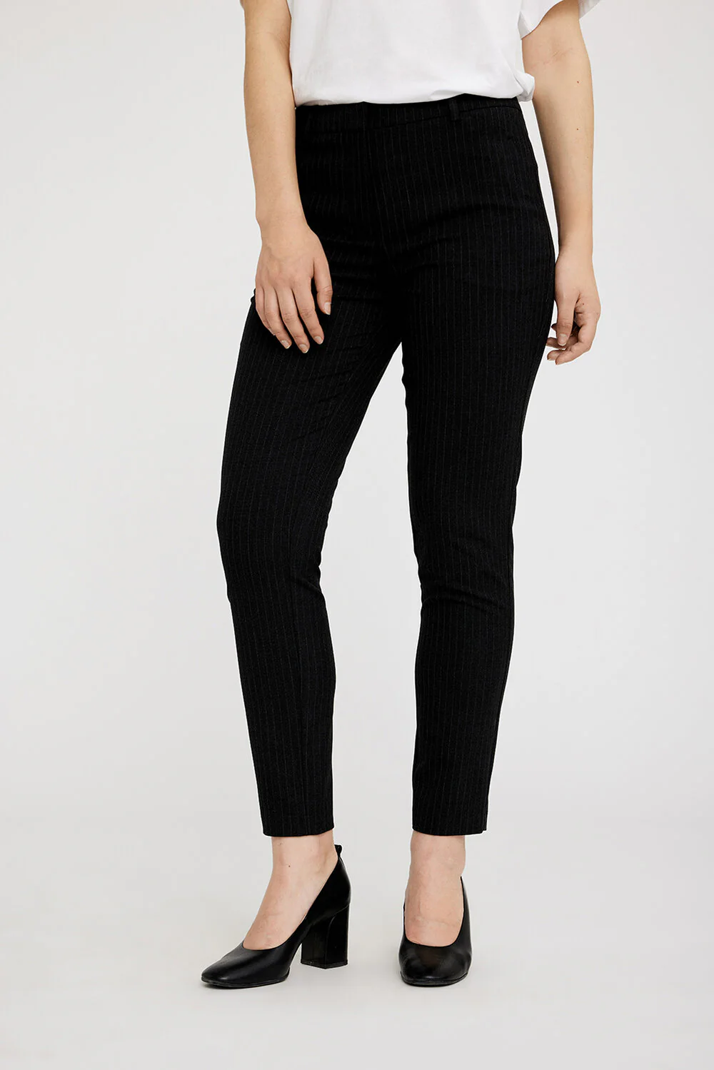 Five Units  KylieFV Crop bukser - Charcoal Pinstripe
