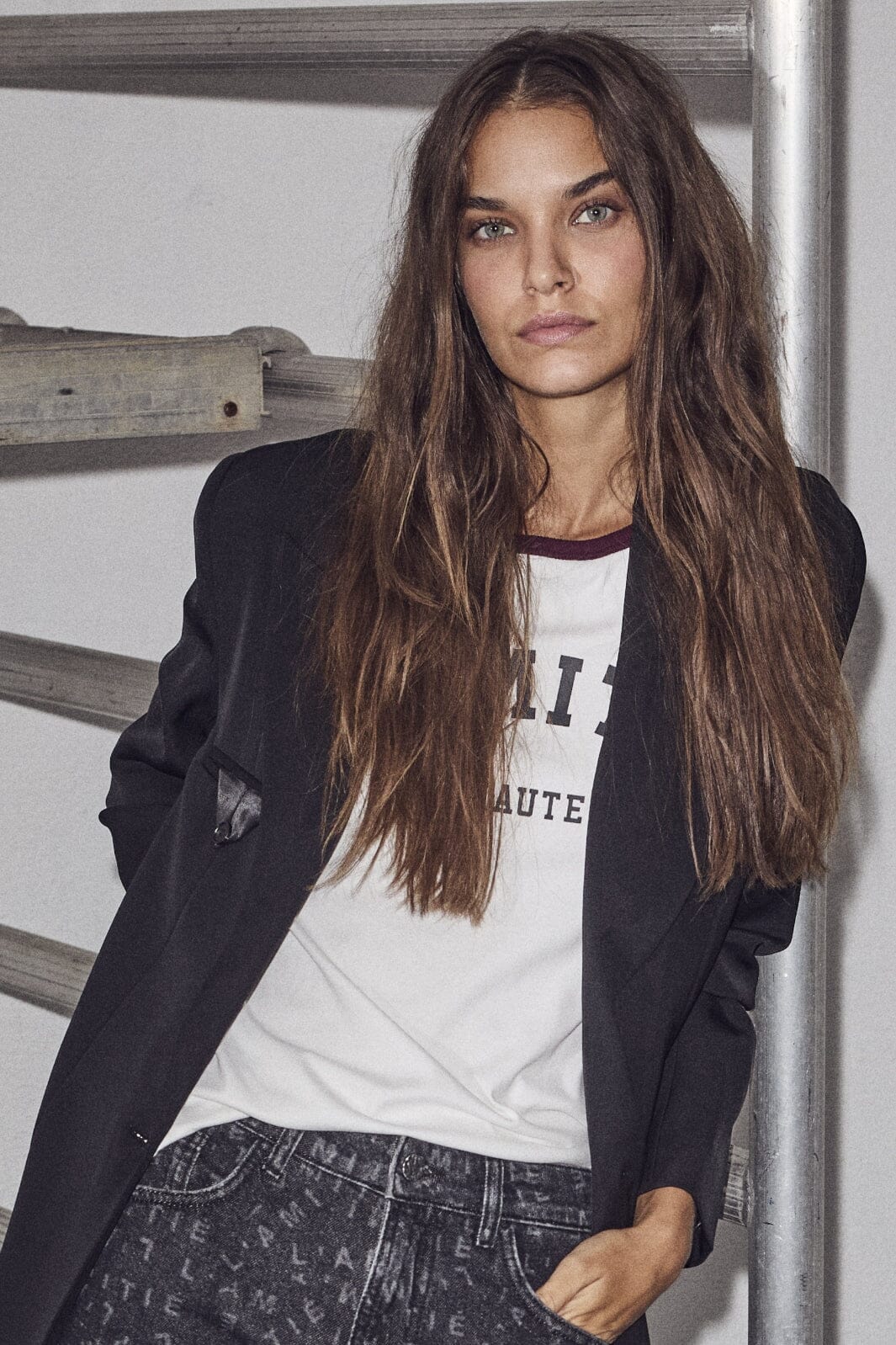 Haute L'Amitié Neckline Logo Tee HL10006
