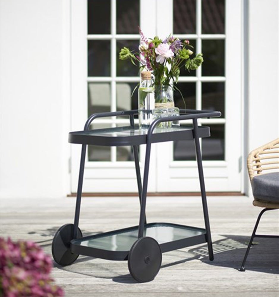 Stoom serveerwagen, zwart met heldere strepen. 73 x 70 x 43 cm