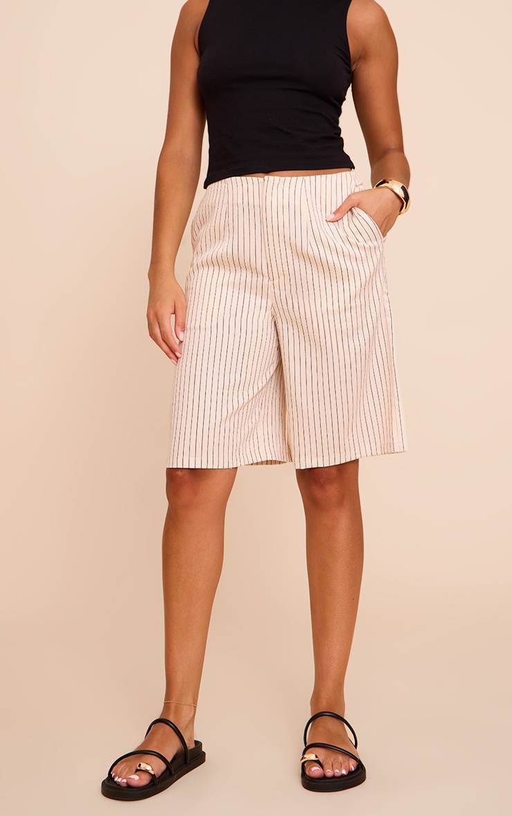 Beige Short Long Rayé À Fines Rayures Léger