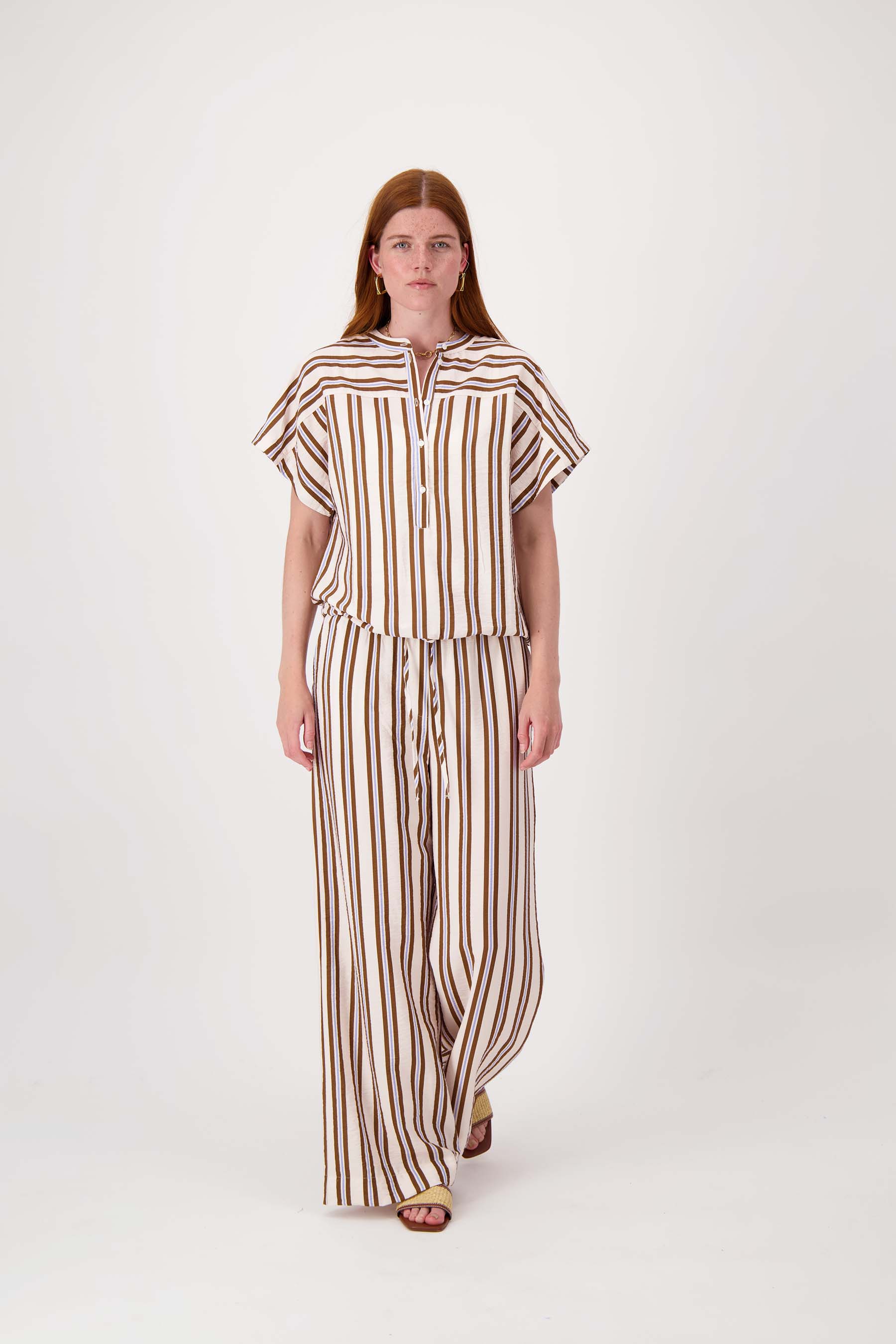 gestreepte blouse met korte mouw