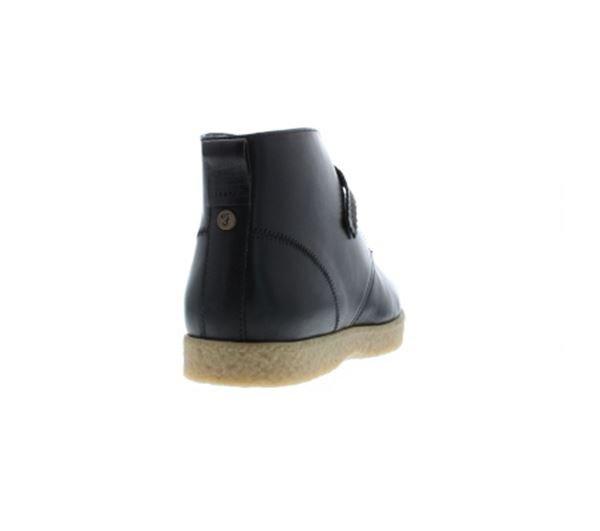 Farah Jonah Chukka Boots
