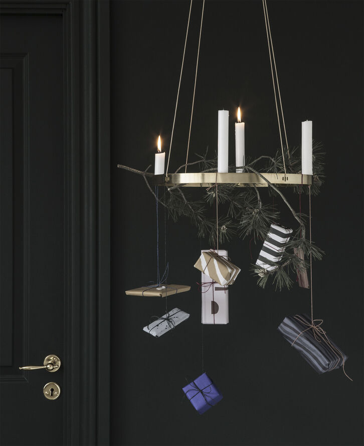 ferm LIVING Circle lysestage adventskrans Brass