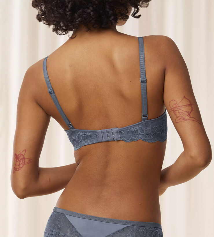 Triumph Amourette Charm T W02 Cloudy blue