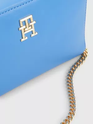Bolsa transversal com monograma e alça de corrente