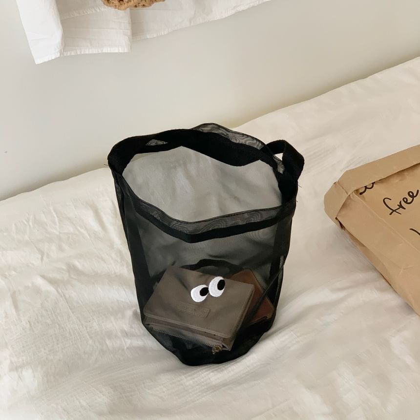 TangTangBags - Mesh Bucket Bag met oogborduursel