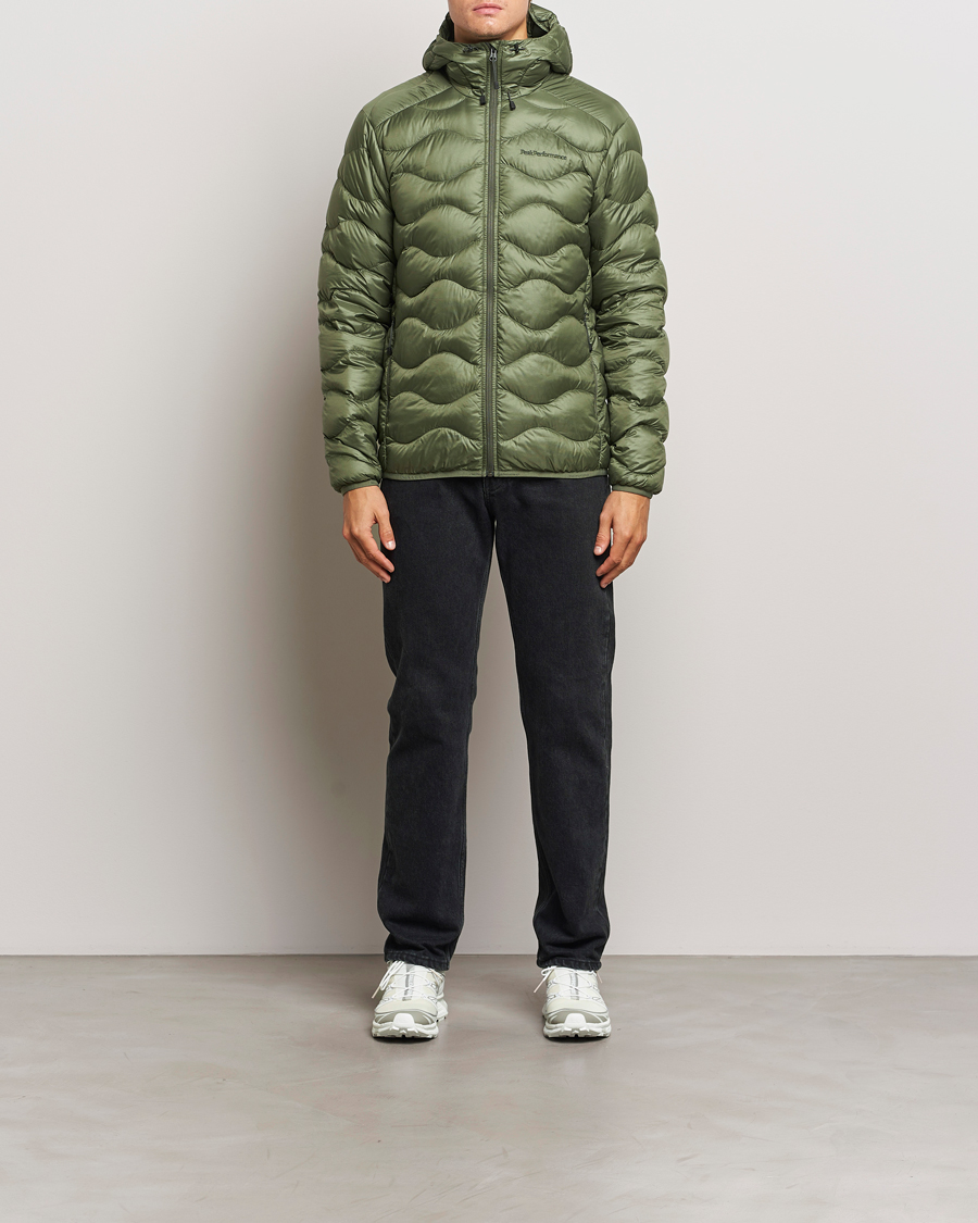Peak Performance Helium Down Hooded Jacket Pine Needle
