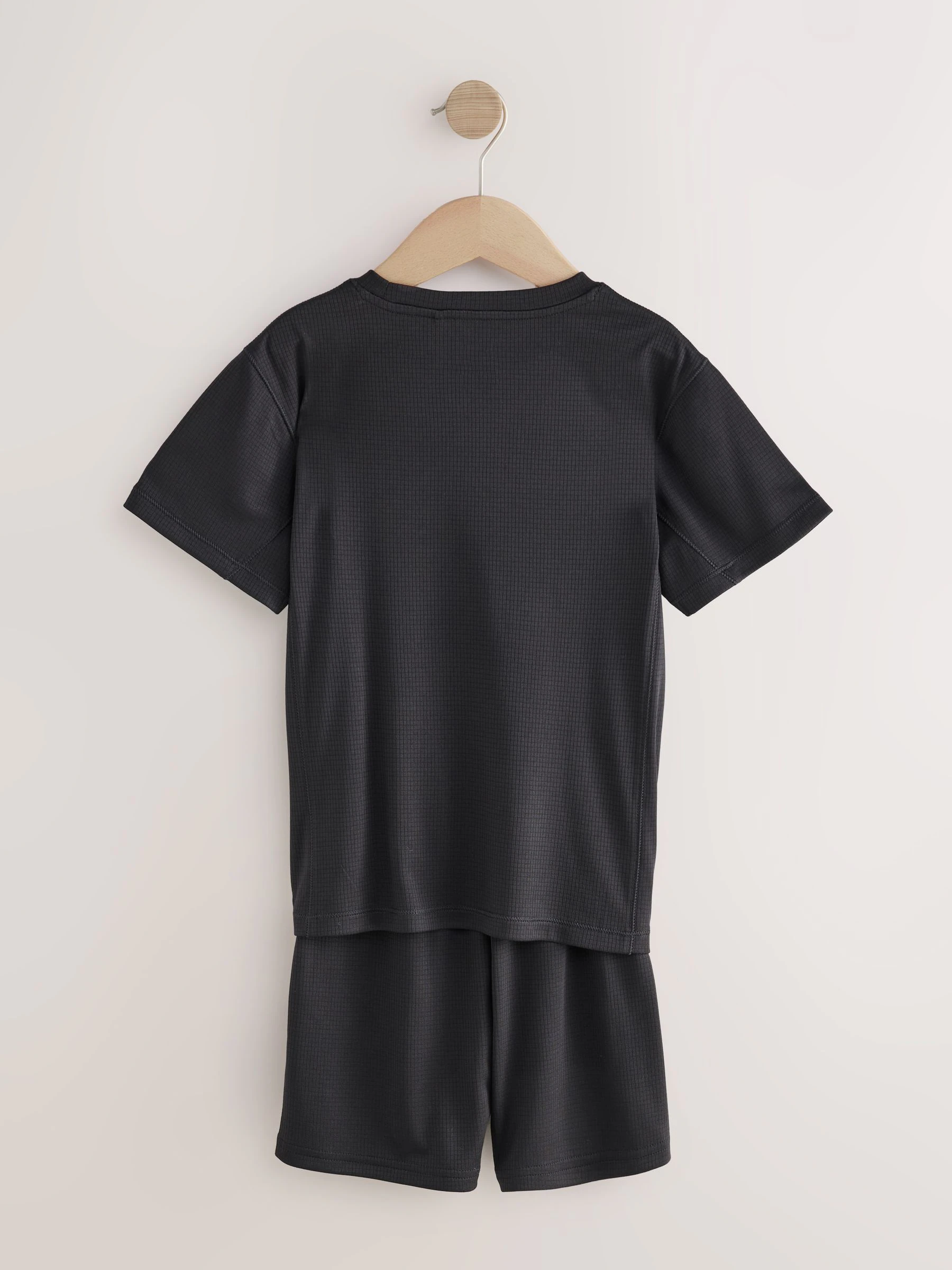 Zwart - Sportset van T-shirt en short (3-16 jr)