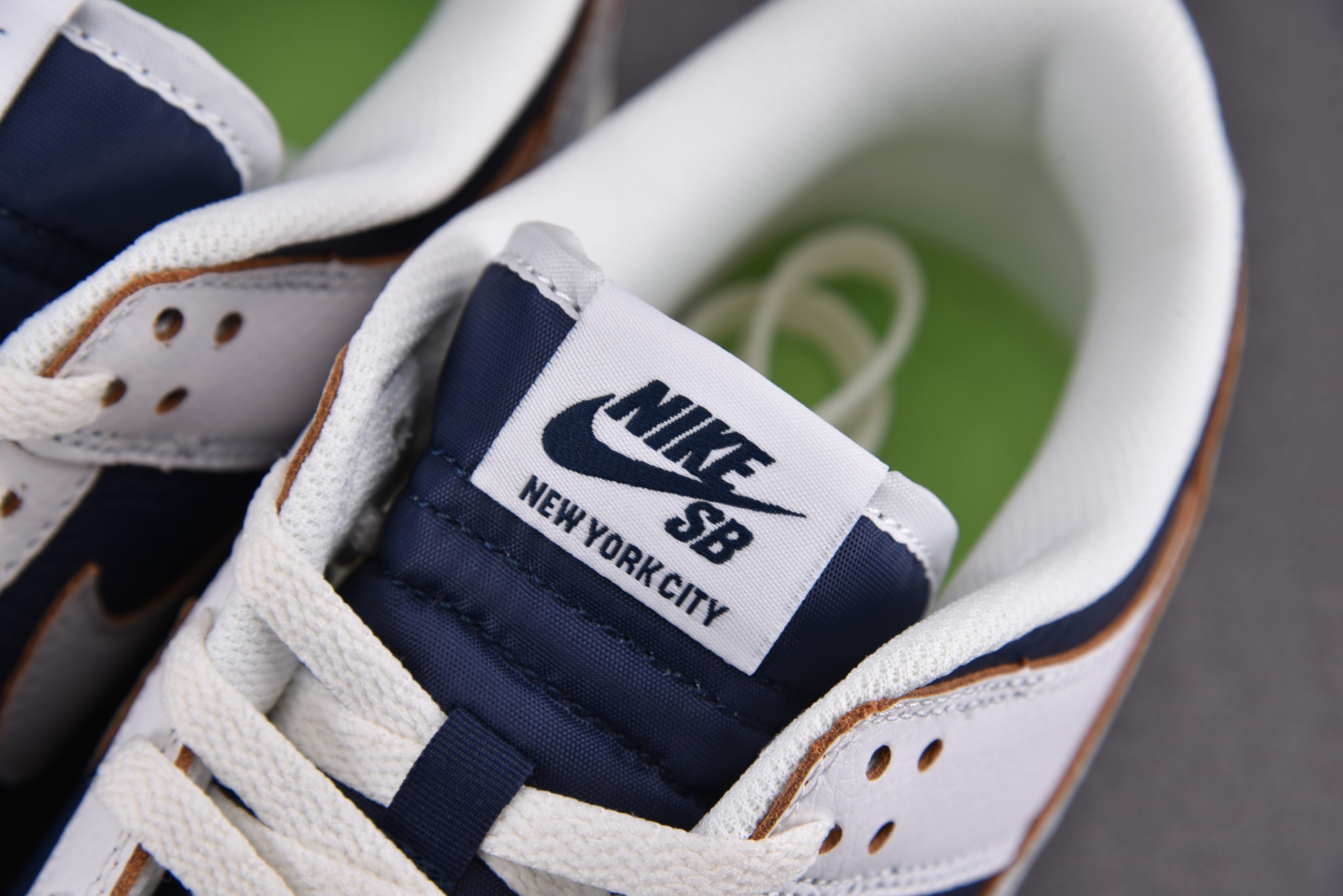 Nike SB Dunk Low HUF New York City
