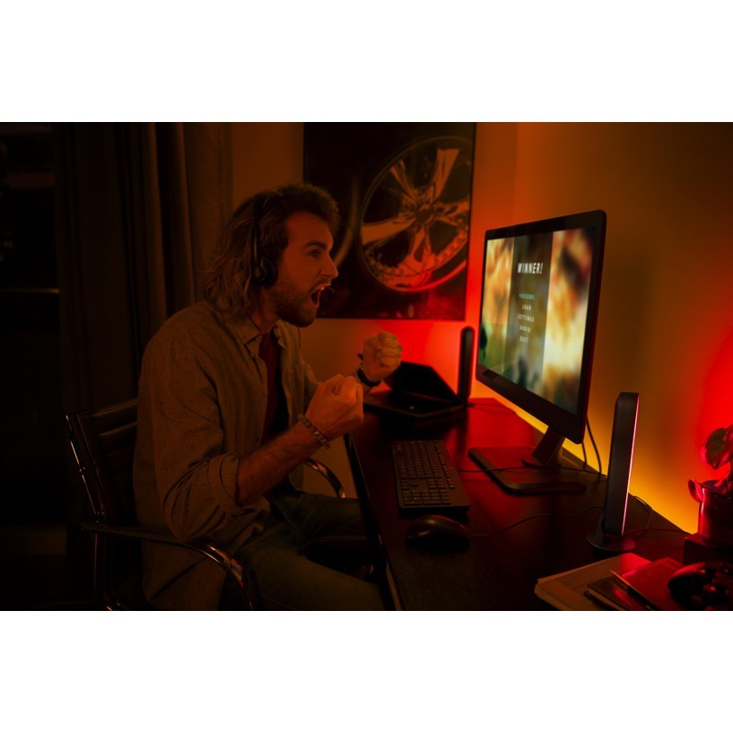 Philips Hue - Play Light Bar 2-Pack Black & Lightstrip Plus Starter Pakke - Bundle