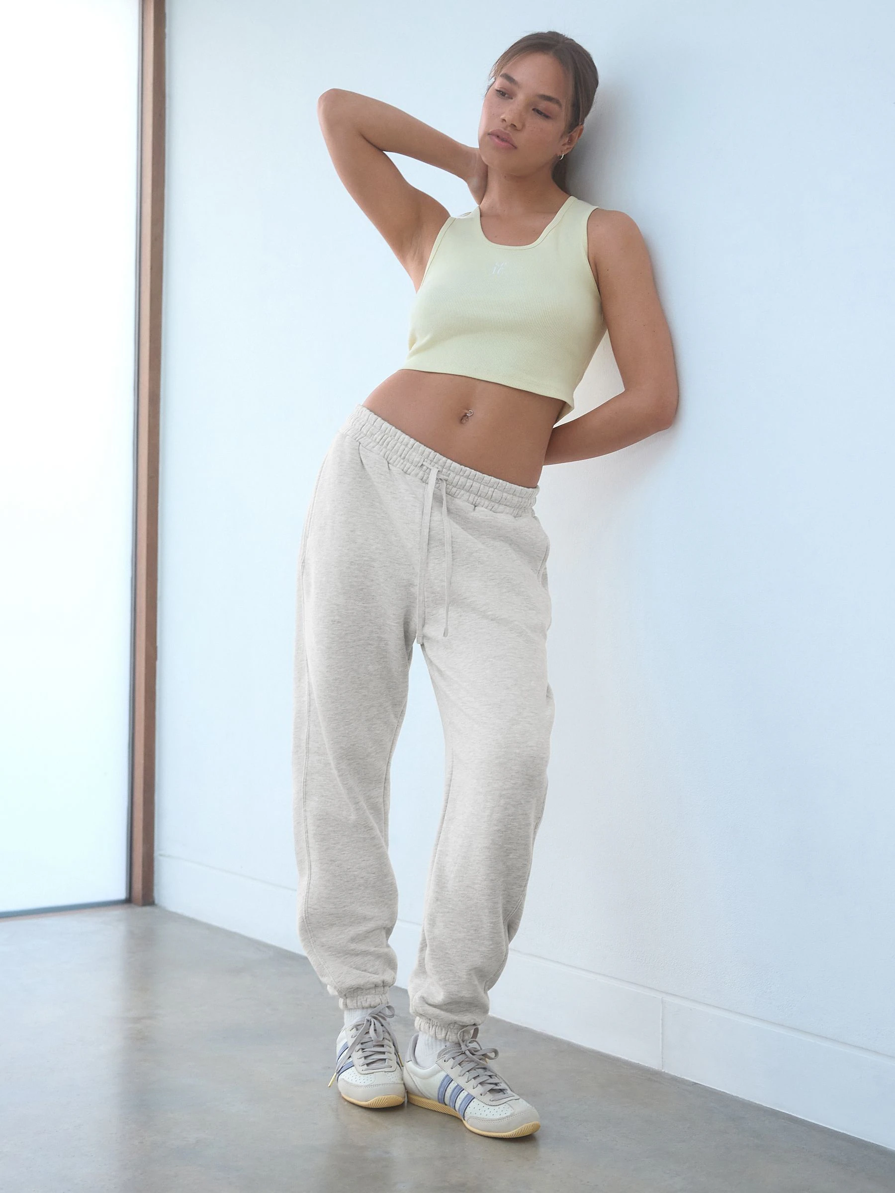 Grijs - Self. joggingbroek met boorden