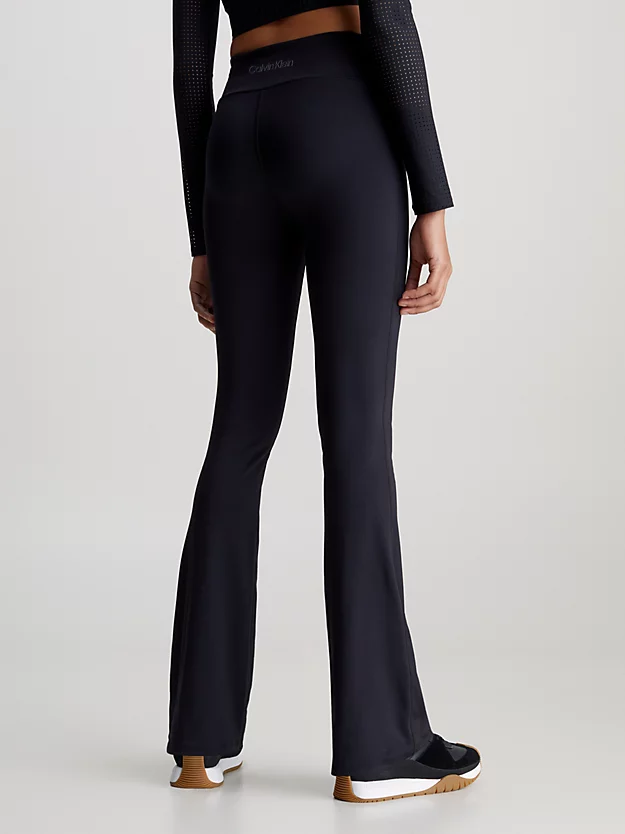 Calças legging de ginástica com boca larga