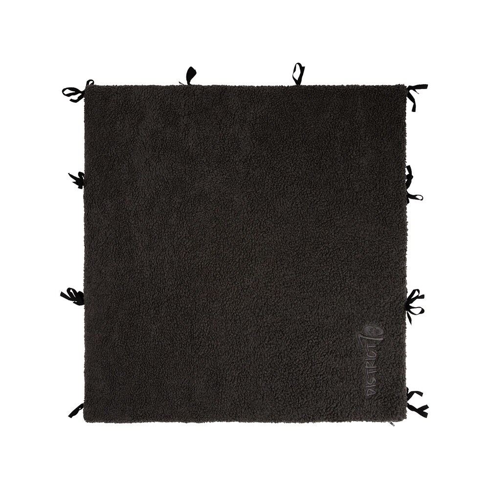 District 70 Sherpa Bench Divider
