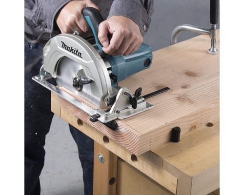 Makita HS7611 66mm handcirkelzaag inclusief 190x30mm zaagblad