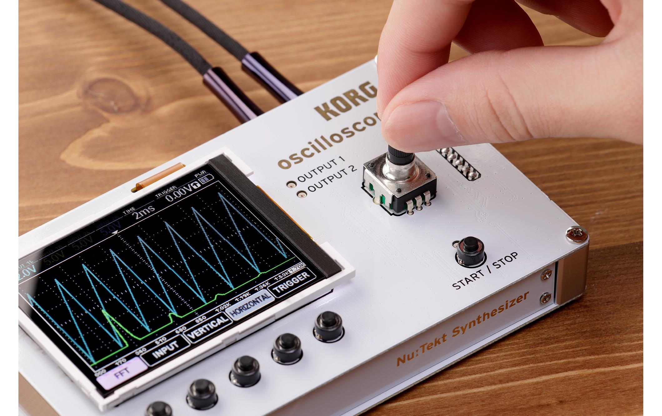 Synthesizer NTS-2<br>4-kanaliges Oszilloskop Kit