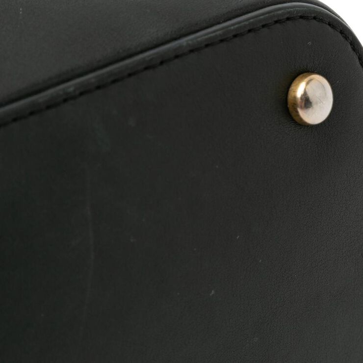 Chanel Vintage Chanel Crossbody Bag Black