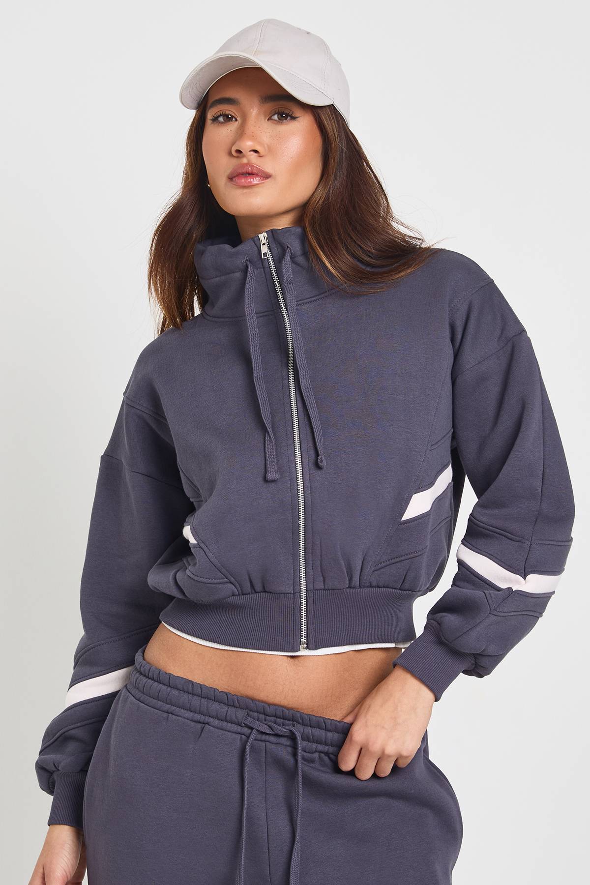 boohoo Survêtement Sweat-shirt à Col Montant avec Panneaux Contrastés