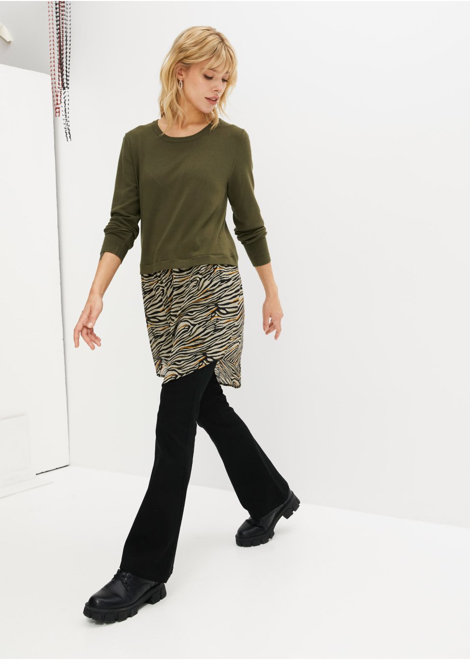 Pull avec empiècement jupe avec viscose