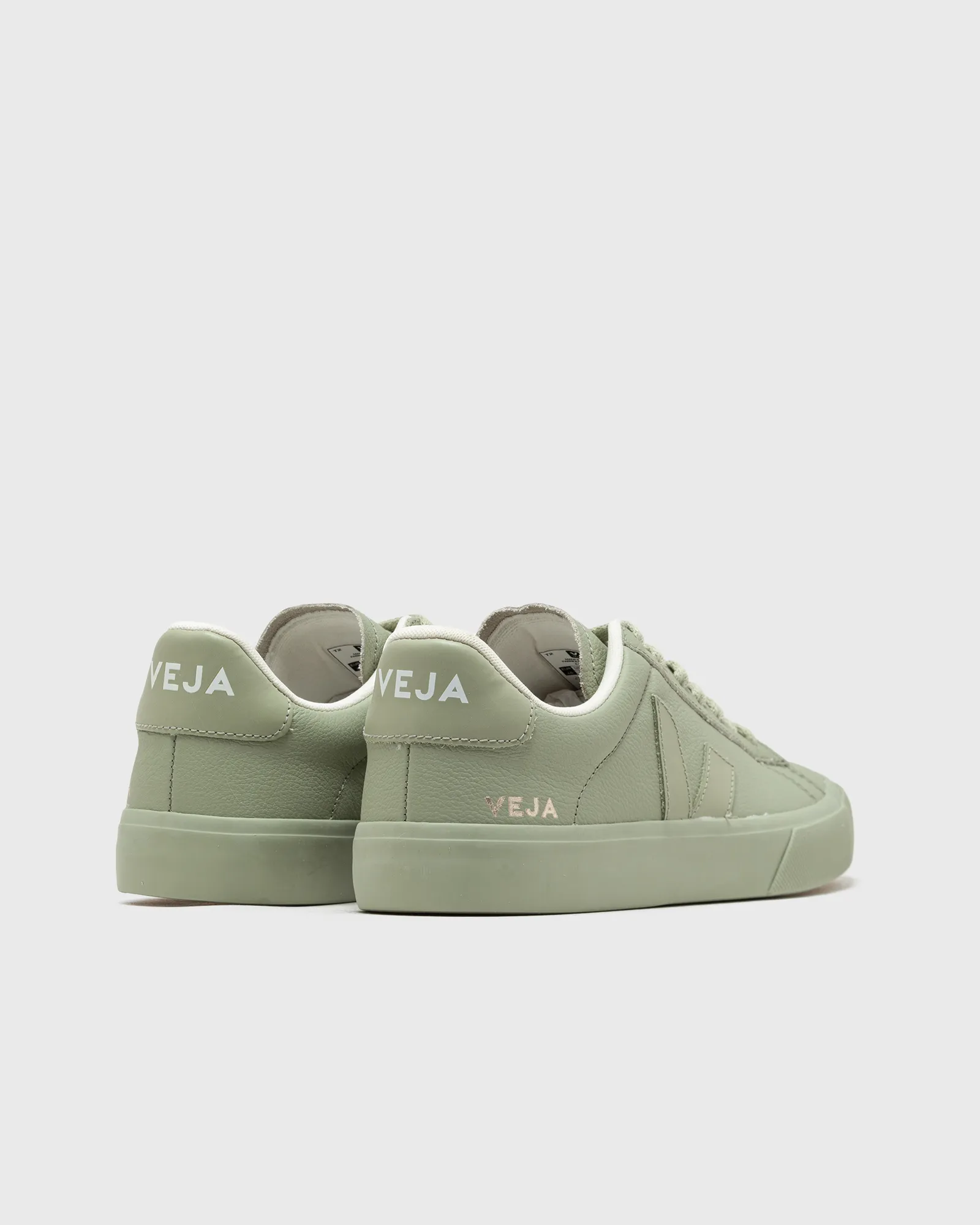 Veja CAMPO CHROMEFREE LEATHER