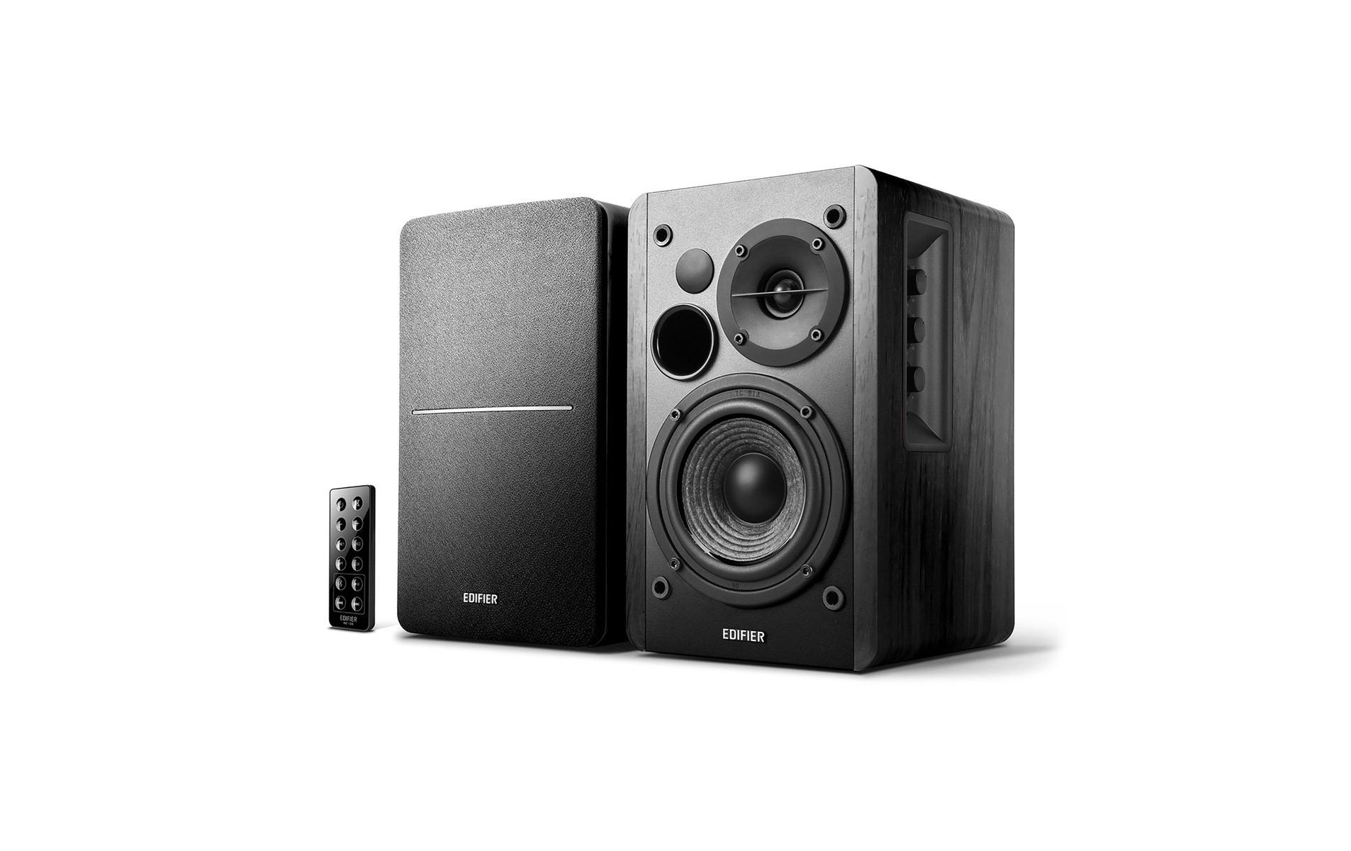 Regallautsprecher Paar R1280DB Schwarz<br>Aktive 2.0 Regallautsprecher mit Bluetooth, 2xCinch, 1x Optisch, 1x Koaxial