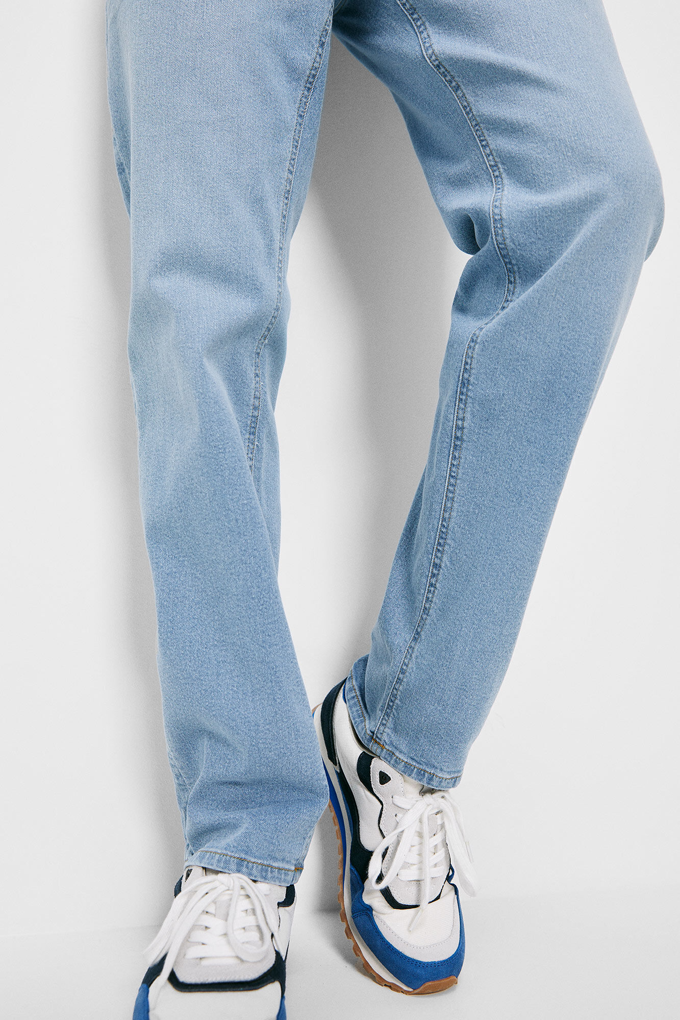 Calça jeans regular de lavagem clara - azul índigo