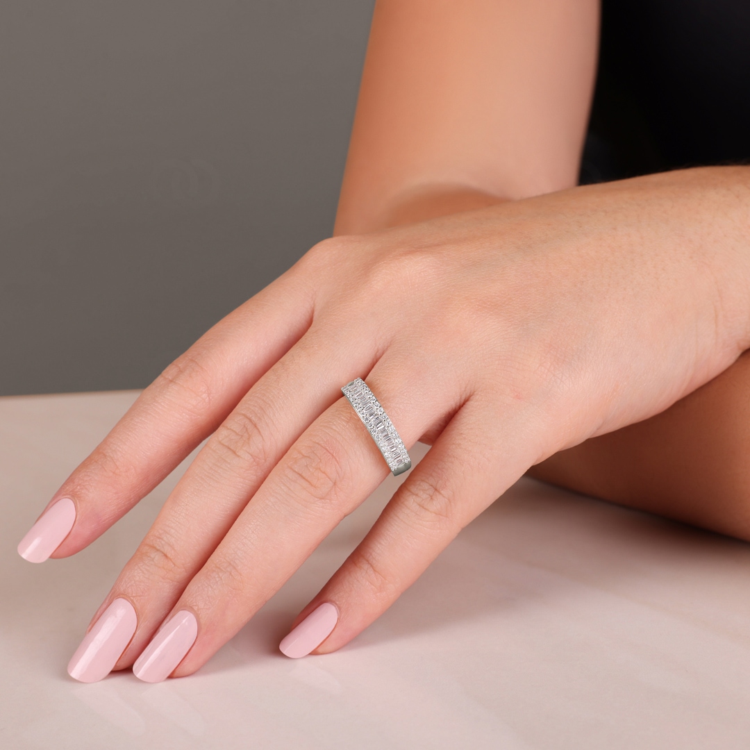 0.47 Karat Baguette & Diamantring 750/18 K Weissgold