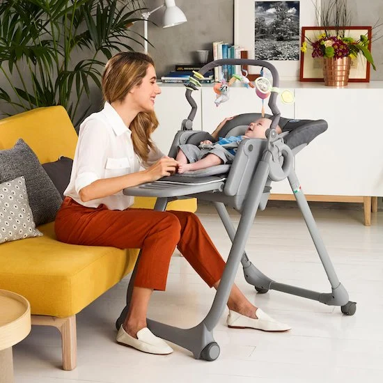 Chaise haute Polly Magic Relax 4 roues   Graphite        de               Chicco