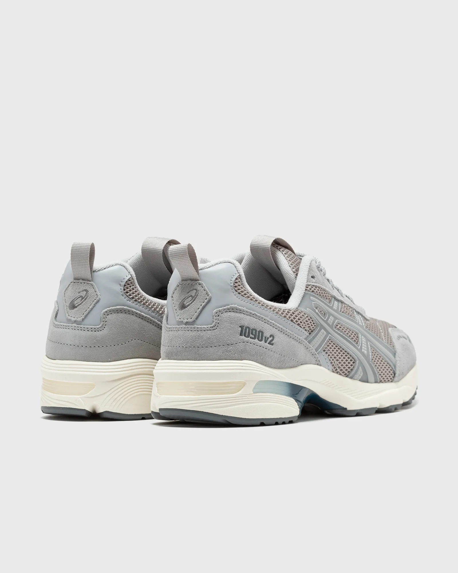 asics GEL-1090v2