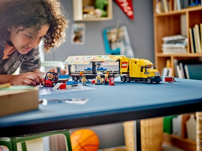 LEGO Gele vrachtwagen (60440)