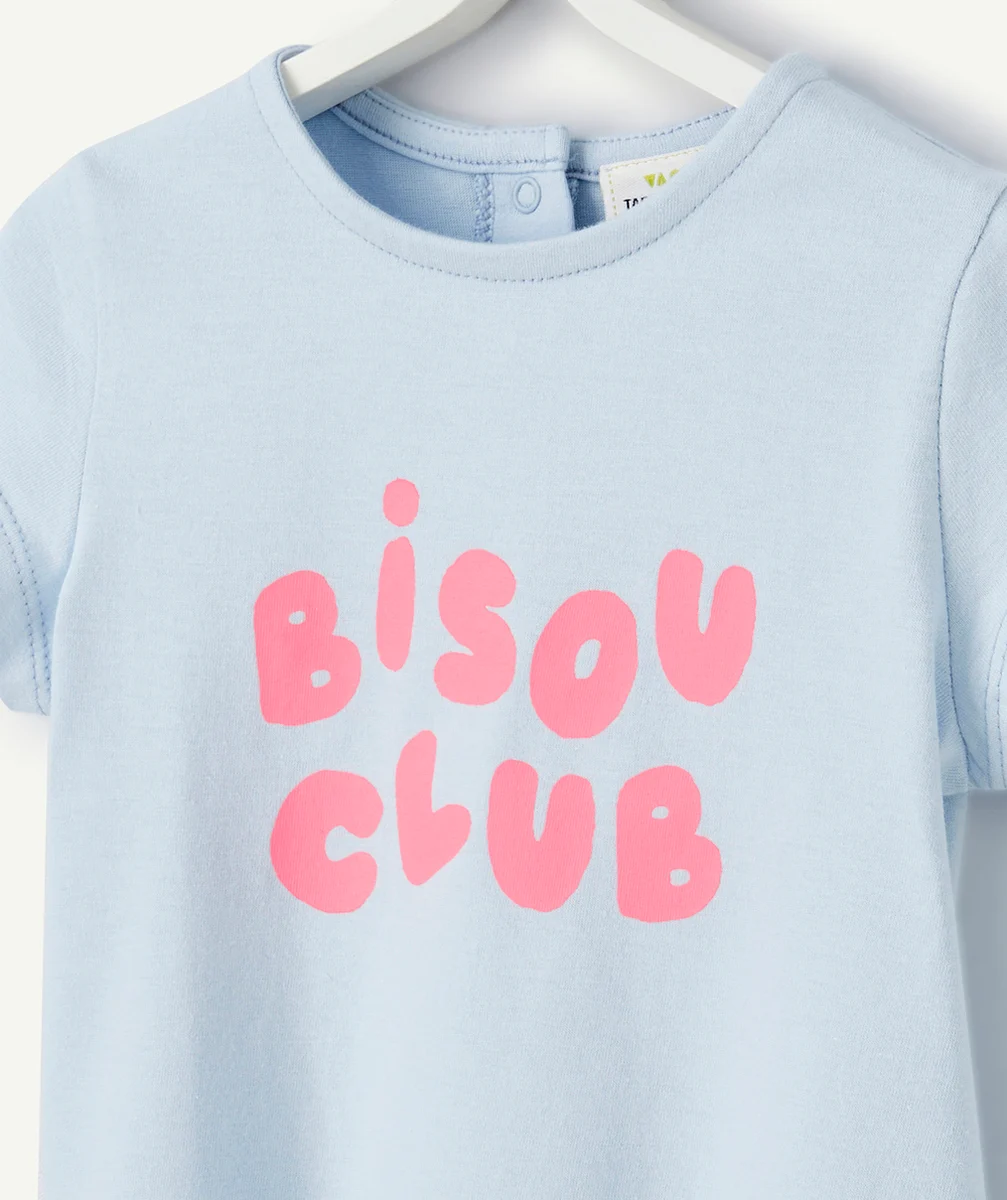 t-shirt manches courtes bébé fille en coton bio bleu ciel bisou club