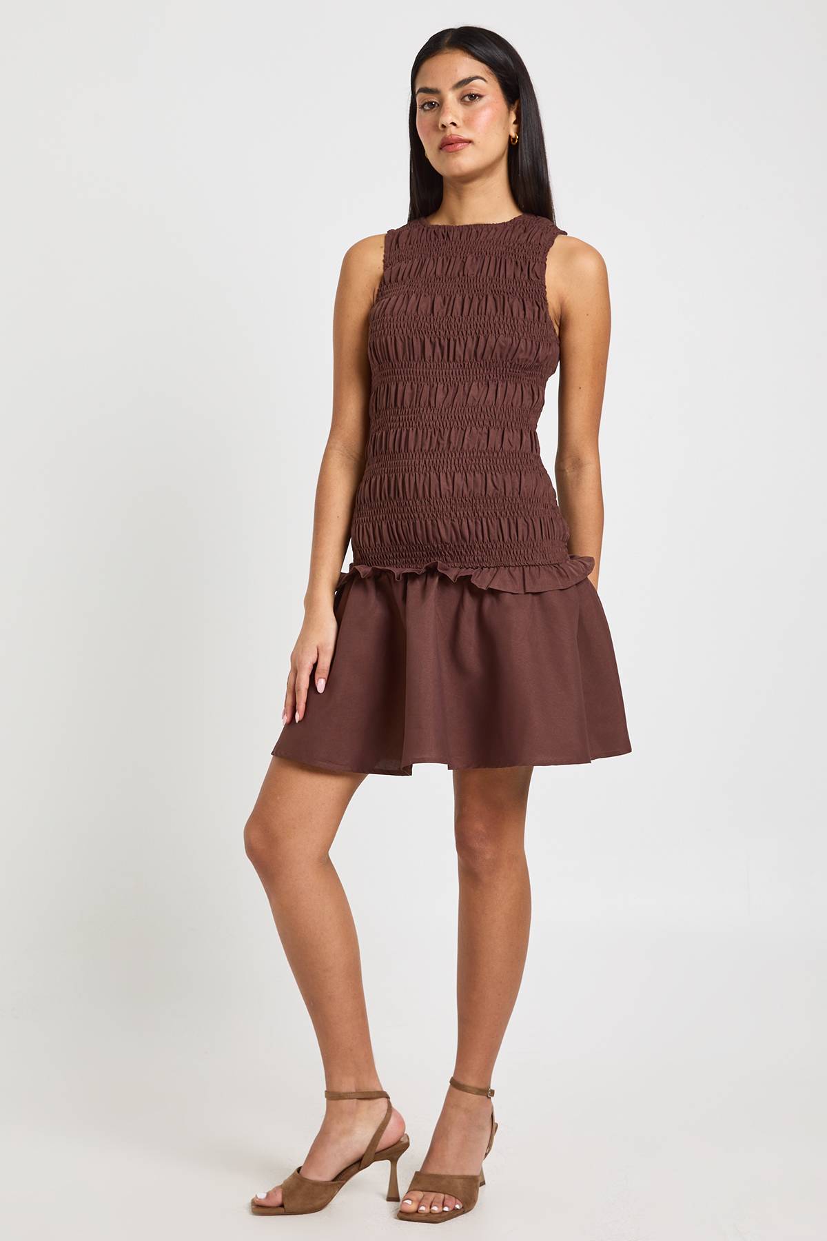 boohoo Robe smock à encolure racer froncée