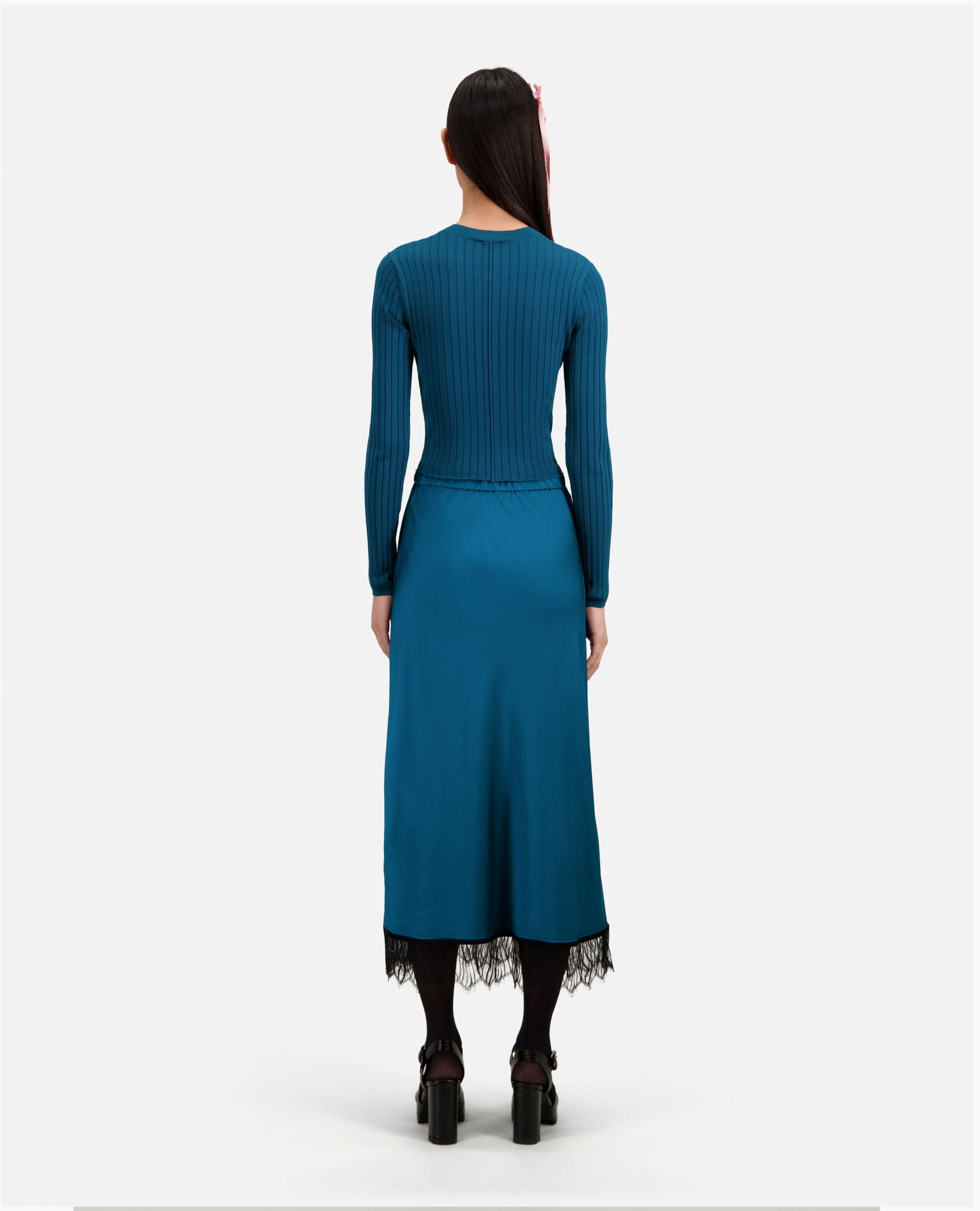 Short ribbed blue cardigan