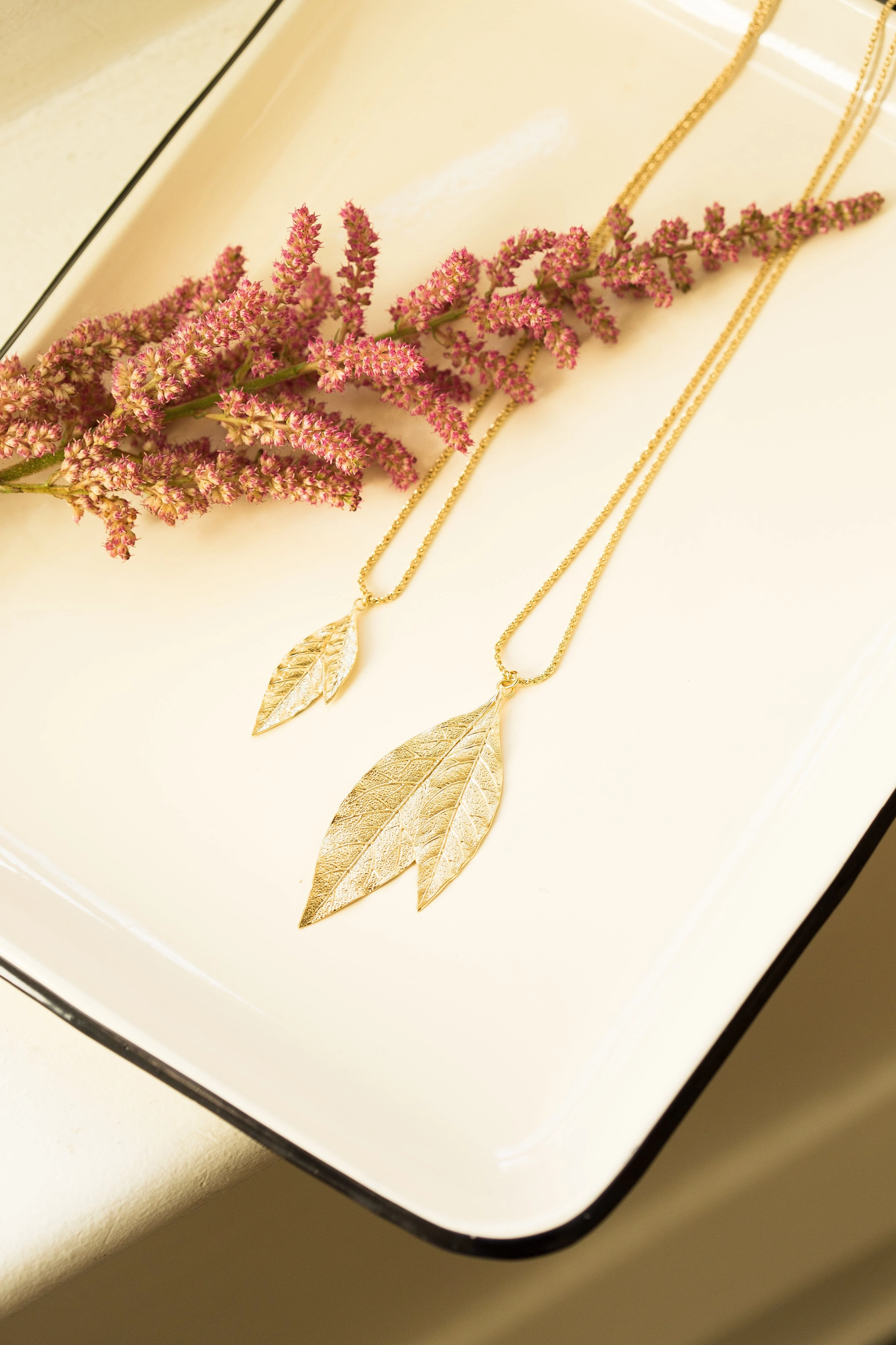 THALIE - Collier feuille doré à l'or fin | Doré