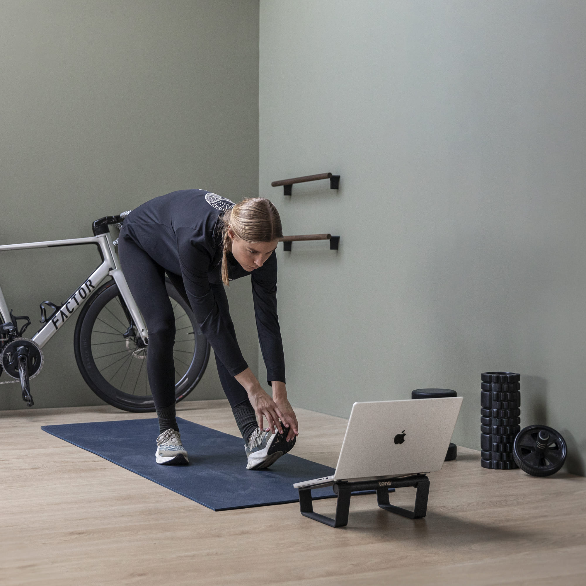 Tons work stand - laptop small 13