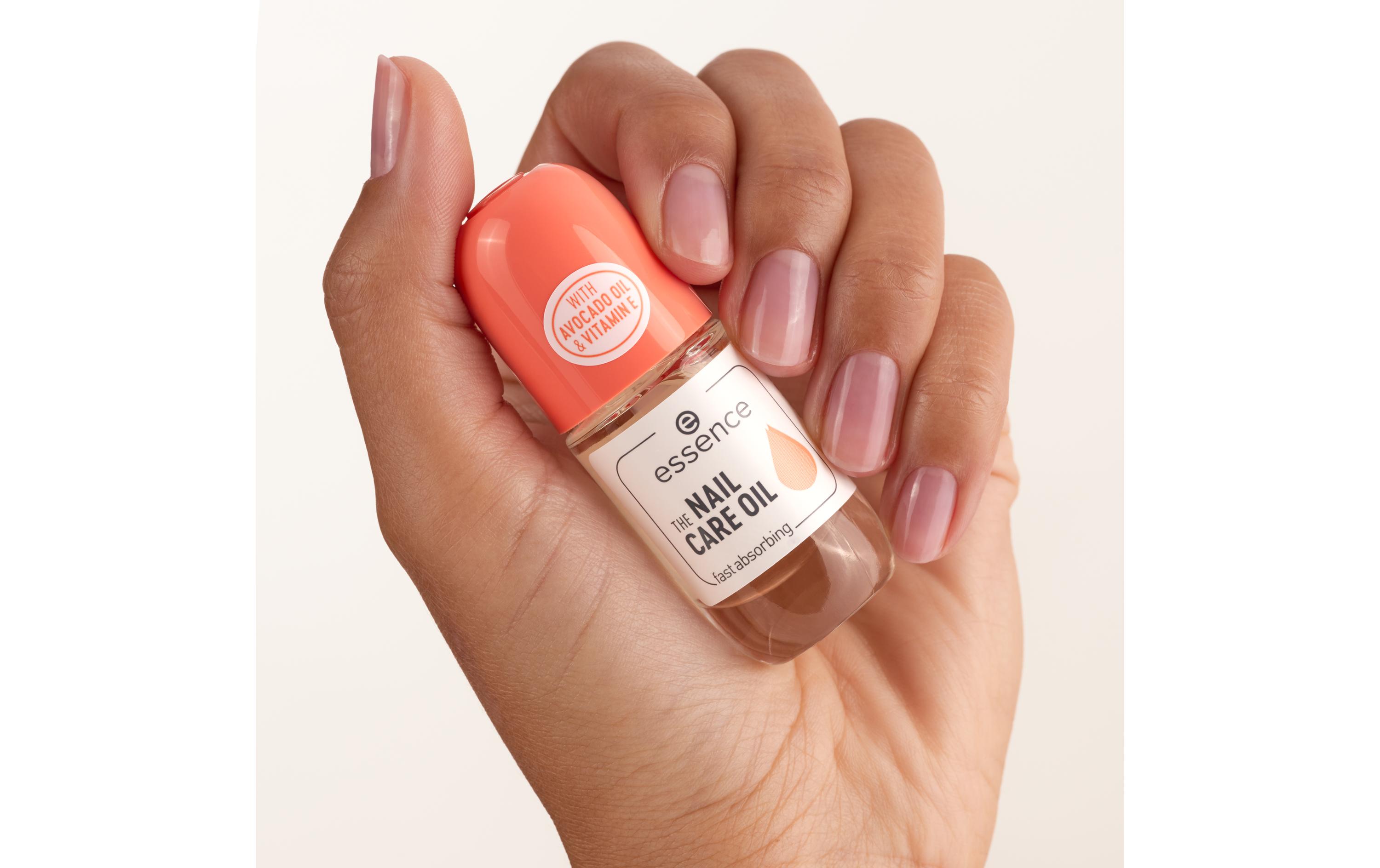 The nail care oil 8 mlReichhaltiges Nagelöl für die tägliche Nagelpflege