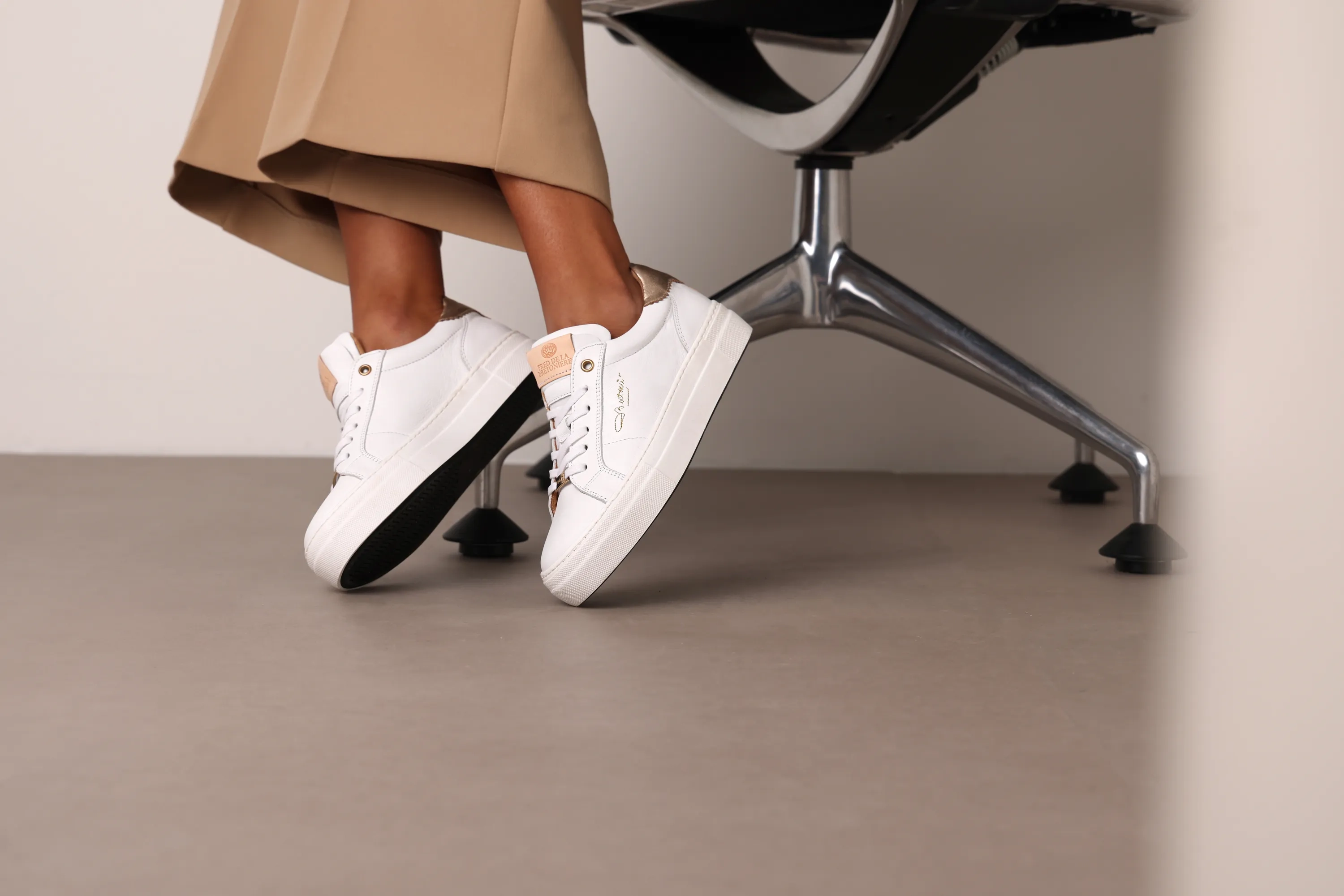 STORM ISA Sneaker leather metallic White/Gold