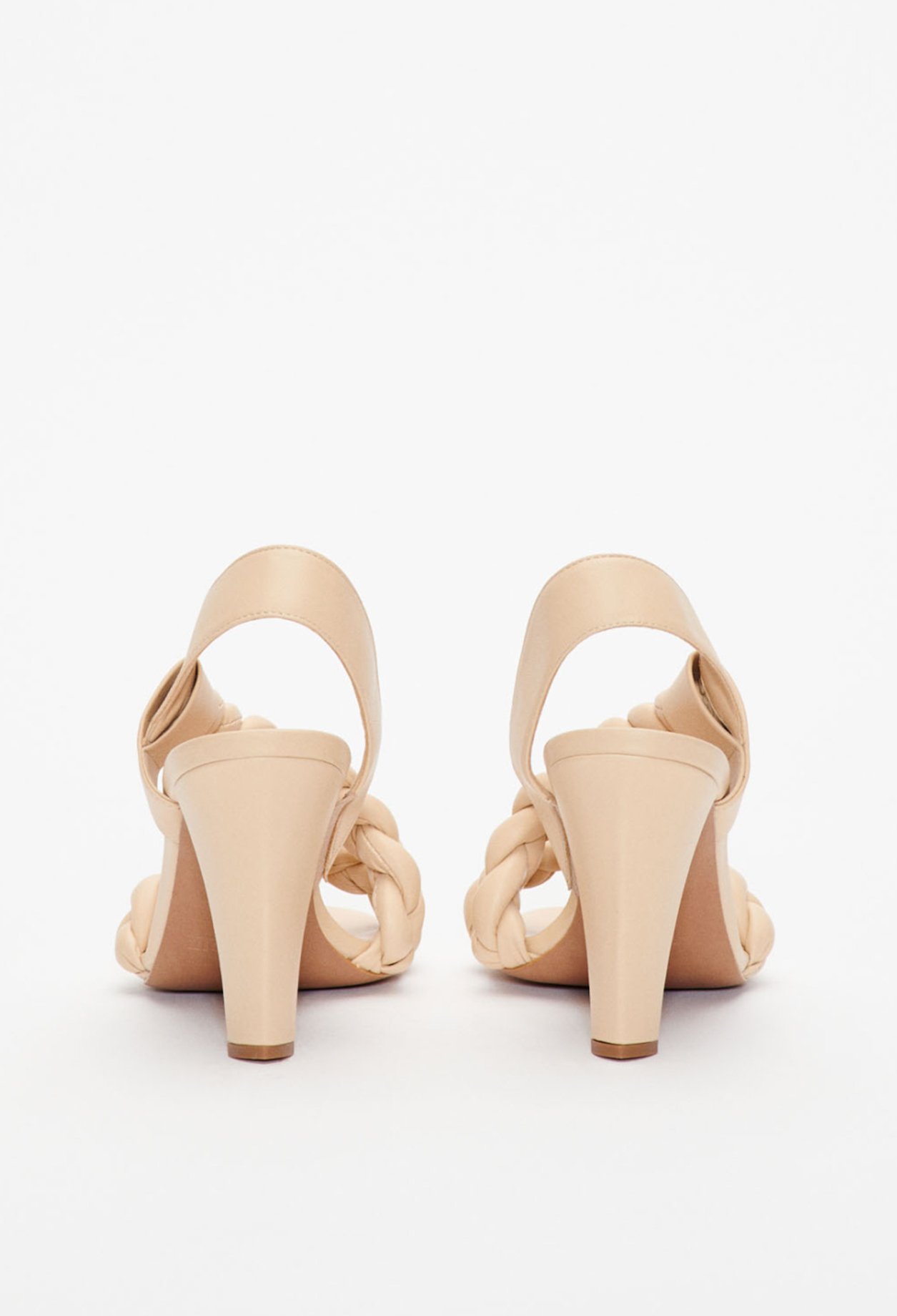 Sandales &agrave; talons en cuir
