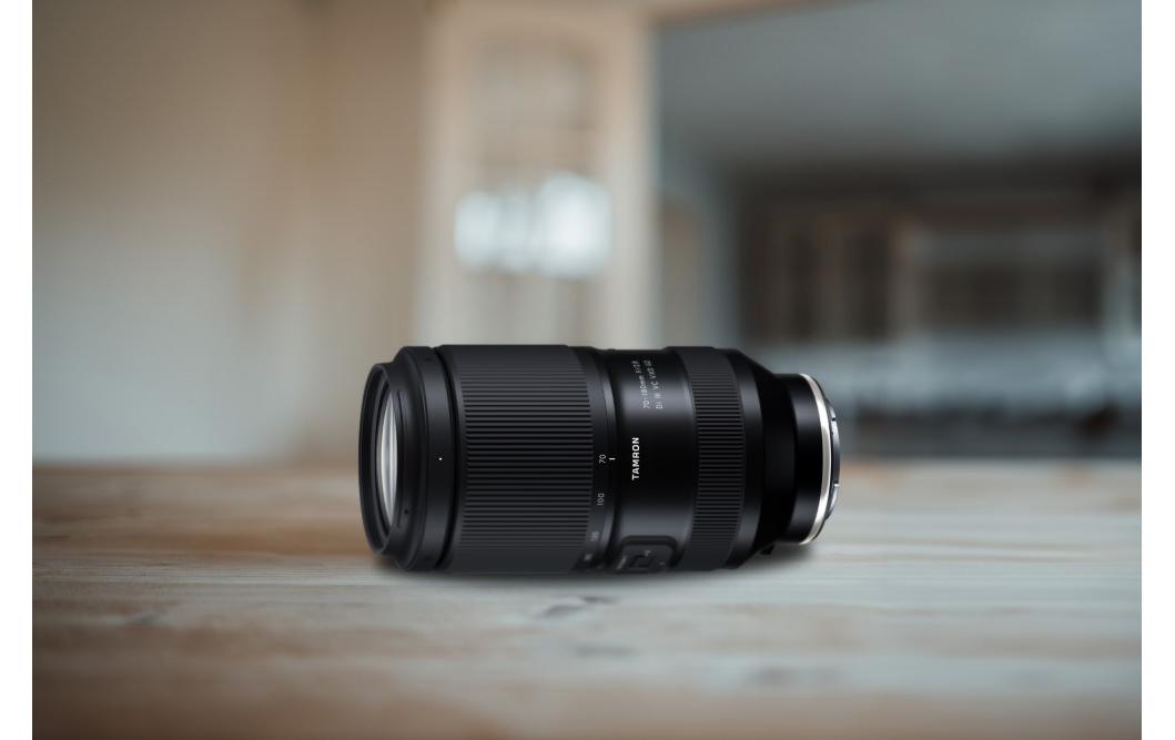 Zoomobjektiv AF 70-180mm f / 2.8Di III VXD G2 Sony E-Mount<br>Das leichteste und kompakteste Telezoom-Objektiv seiner Klasse mit F2.8-Blende und erstaunlicher Leistung