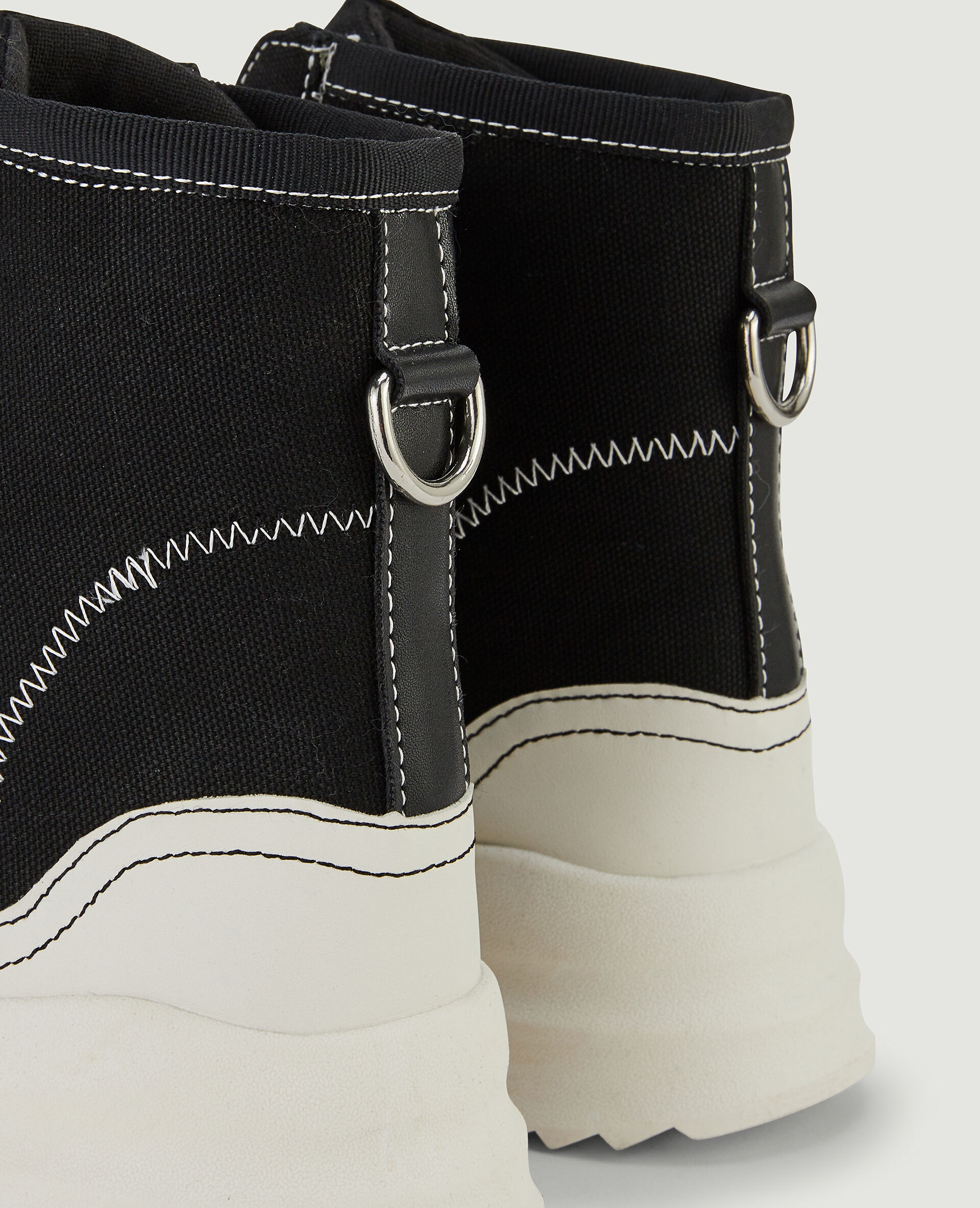 Baskets montantes en toile - Noir