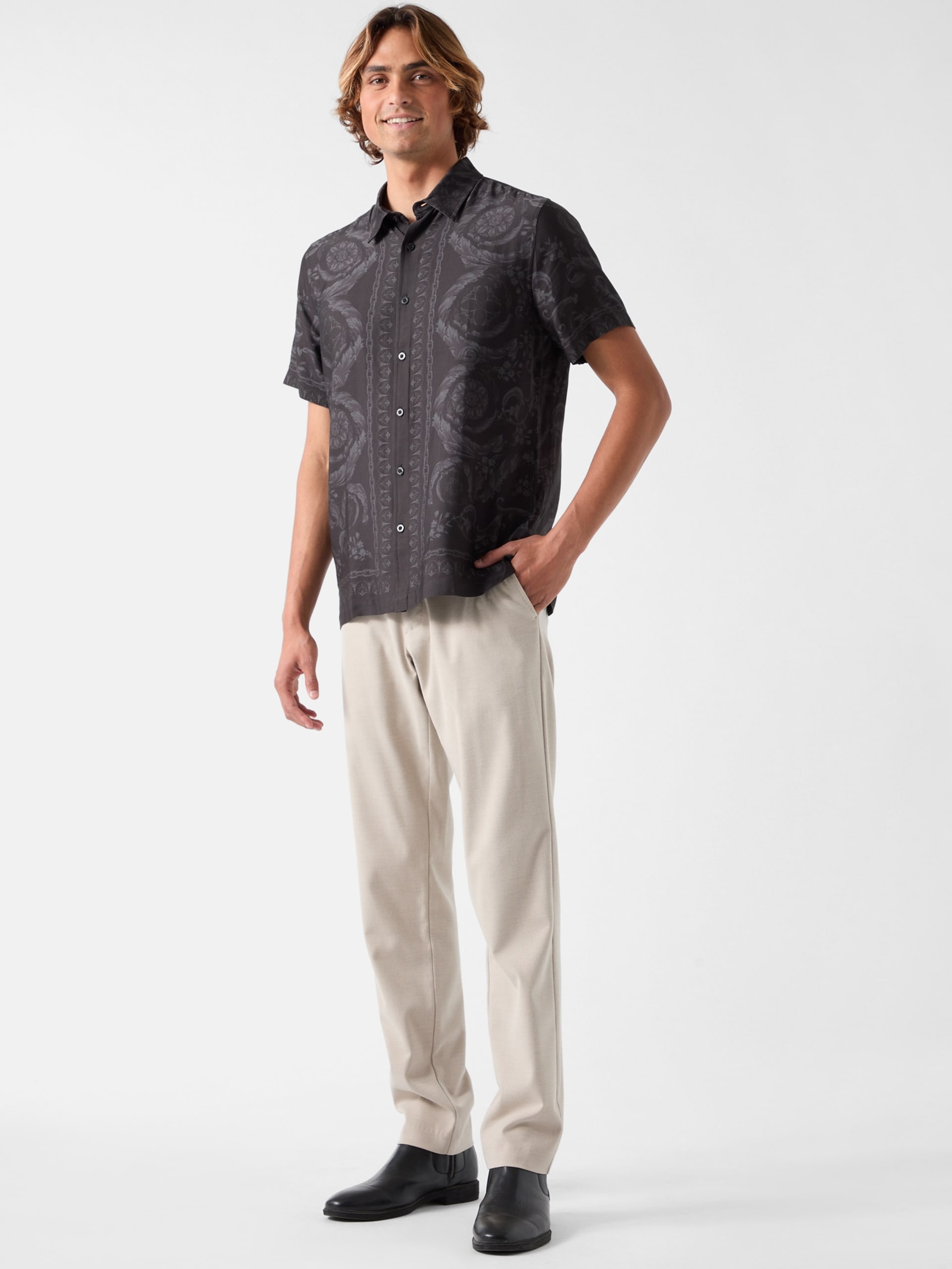 Camisa com estampa de borda barroca
